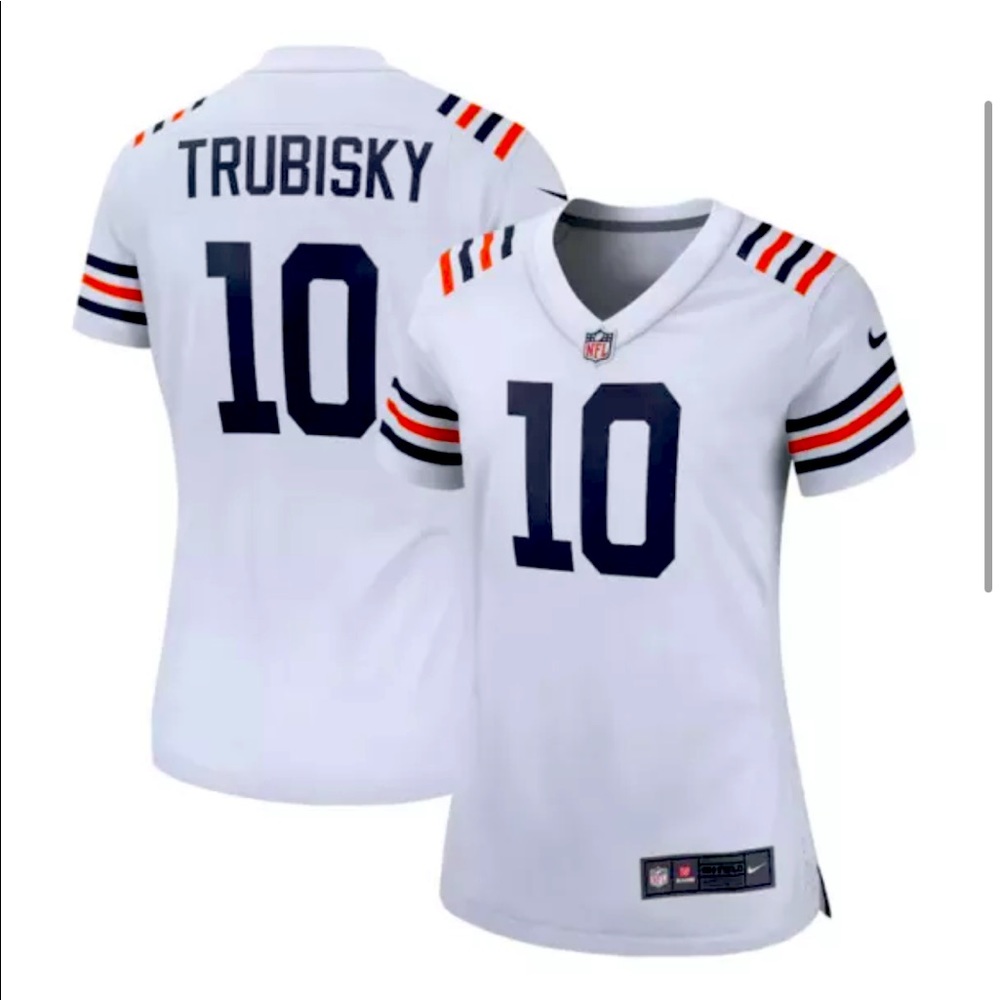 Chicago Bears 🧡👩🏻 Nike Women’s Jersey. Size Large. NWT.